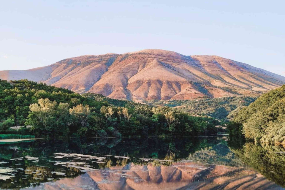 <p data-start="287" data-end="512">Along the Vjosa River, the water moves slowly, reflecting mountains shaped by time and untouched surroundings. The stillness here feels natural, almost uninterrupted, as if nothing needs to change.</p>
<p data-start="514" data-end="751">Take a moment to follow the river on foot, find a quiet spot along the shore or simply sit and watch how the light shifts across the water. Even a short walk here feels different &mdash; slower, calmer and more connected to the surroundings.</p>
<p data-start="753" data-end="850">It is about what you notice when everything else becomes quiet.</p>
<p data-start="753" data-end="850"><a href="https://www.getyourguide.com/nl-nl/vjosa-rivier-l167819/?adults=1&amp;searchSource=7&amp;partner_id=GZ1KO7T&amp;utm_medium=travel_agent">Explore more</a></p>
<p data-start="852" data-end="908">#albania #vjosa #naturelovers #slowtravel #exploremore</p>